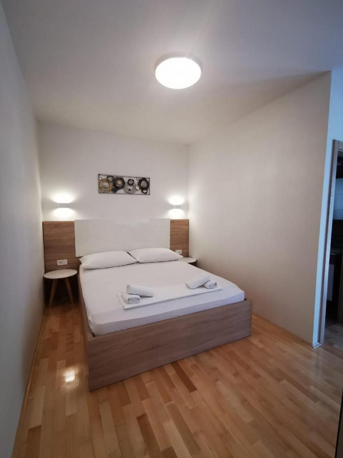 Apartments And Rooms Kod Mate Tribanj-Kruscica Esterno foto