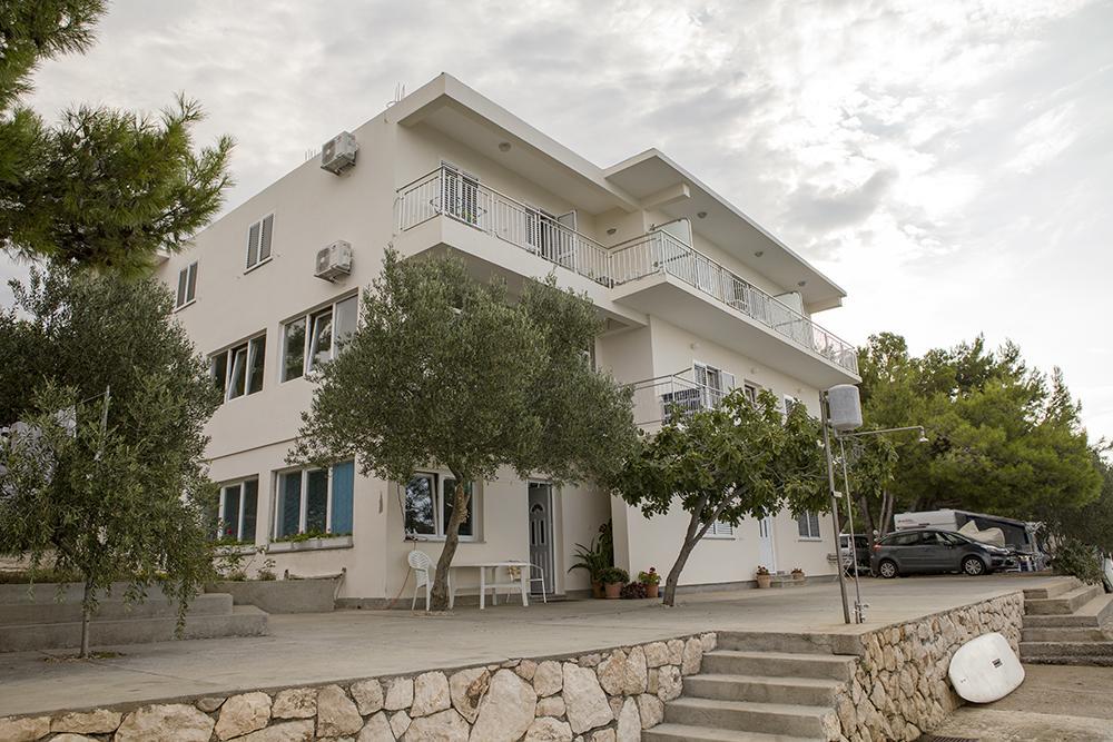 Apartments And Rooms Kod Mate Tribanj-Kruscica Esterno foto